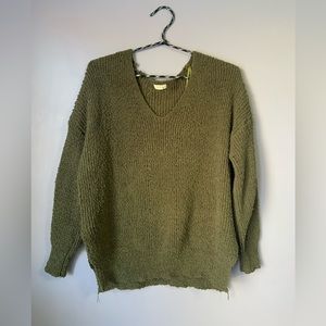 Women’s green sweater